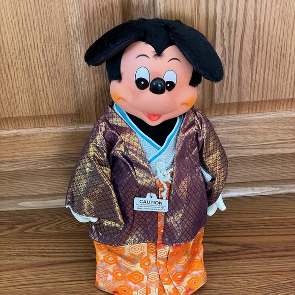 Vintage Mickey Mouse Wearing Kimono Japan Expo - Picture 2 of 12
